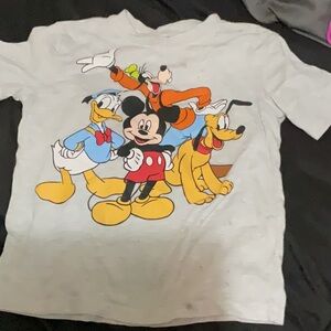 A short sleeve, Mickey Mouse, Disney T-shirt